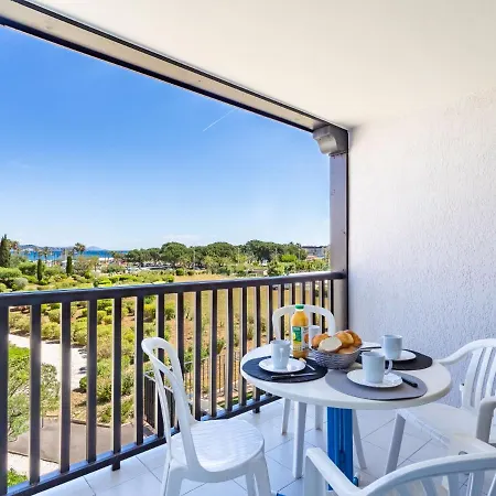 Les Marines-31 By Interhome